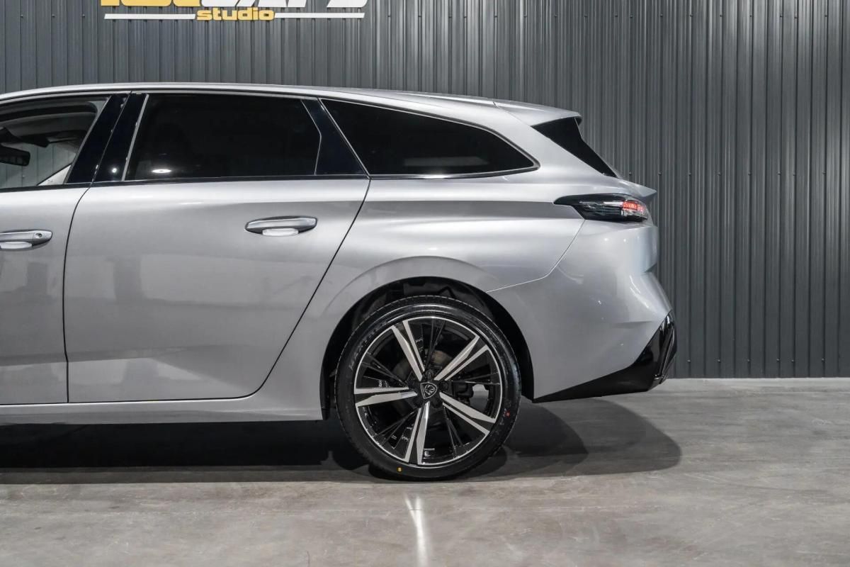 peugeot-308-sw-2024-gasolina-1199cc