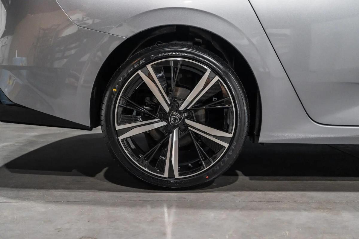 peugeot-308-sw-2024-gasolina-1199cc