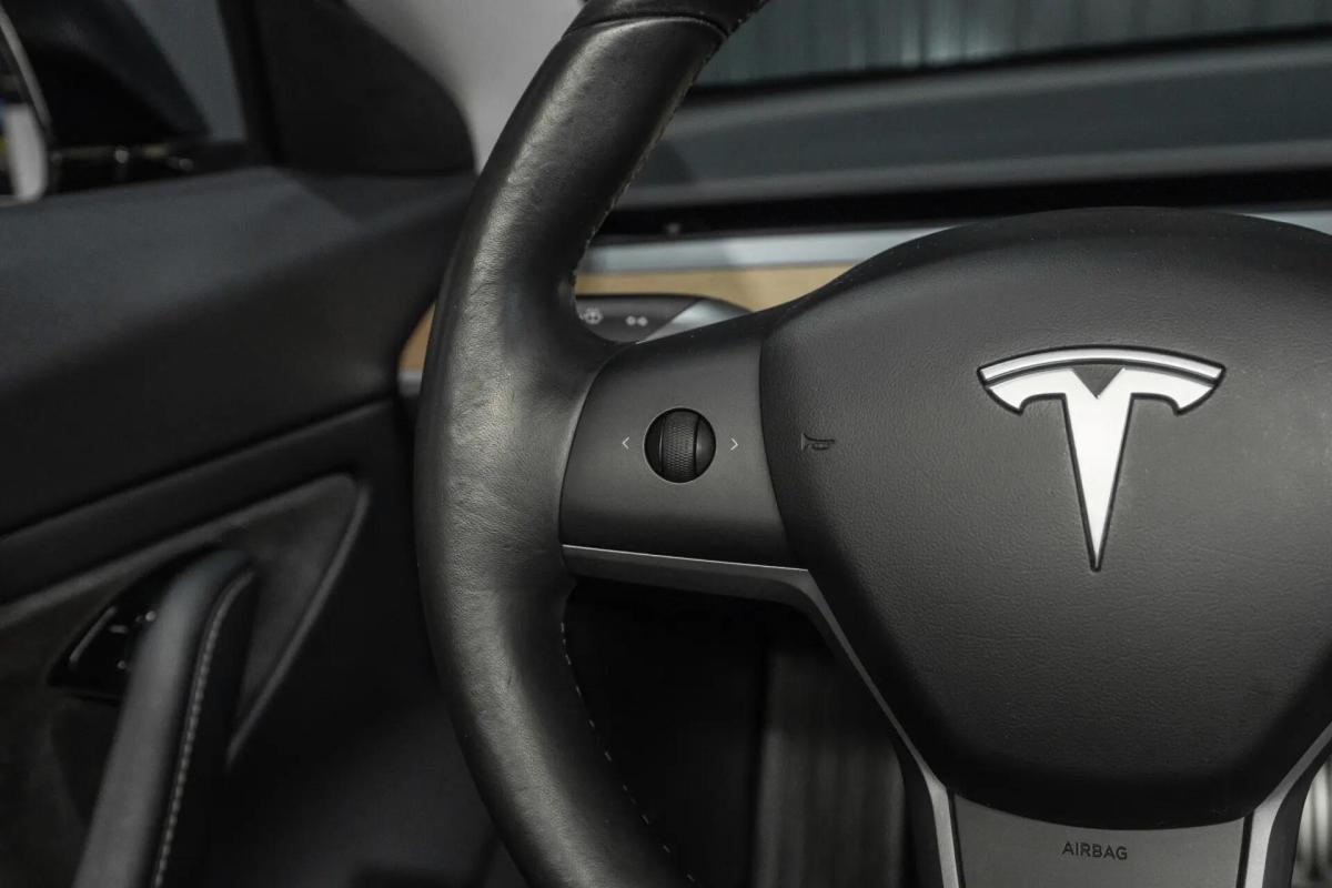 tesla-model-3-2019-eletrico-0cc