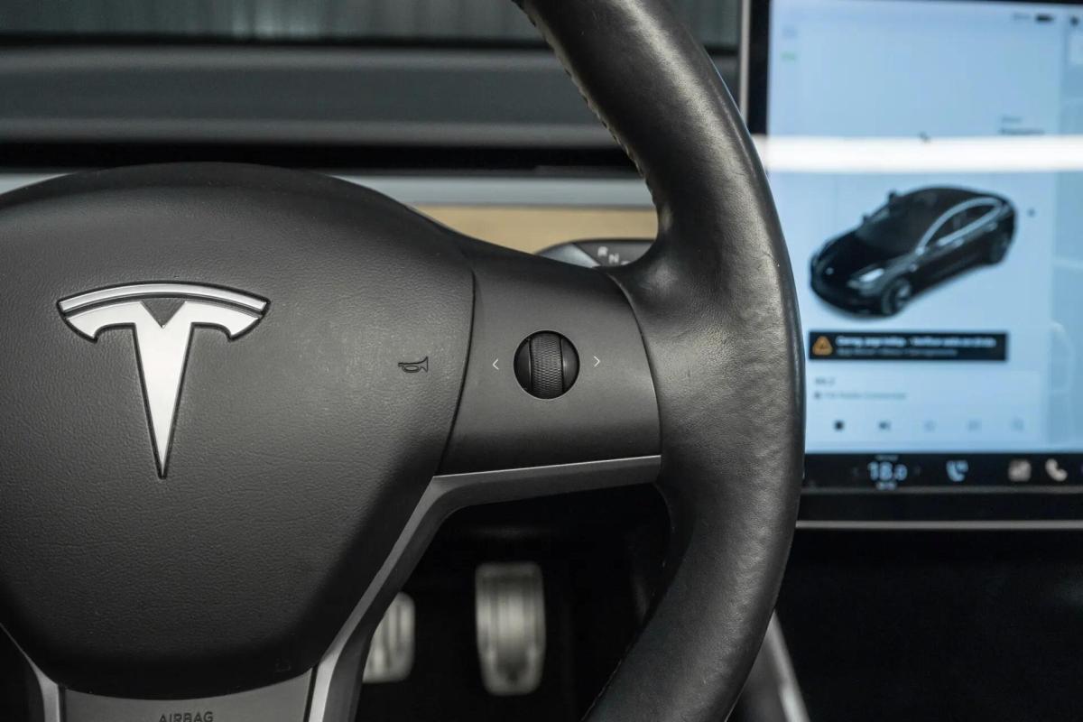 tesla-model-3-2019-eletrico-0cc