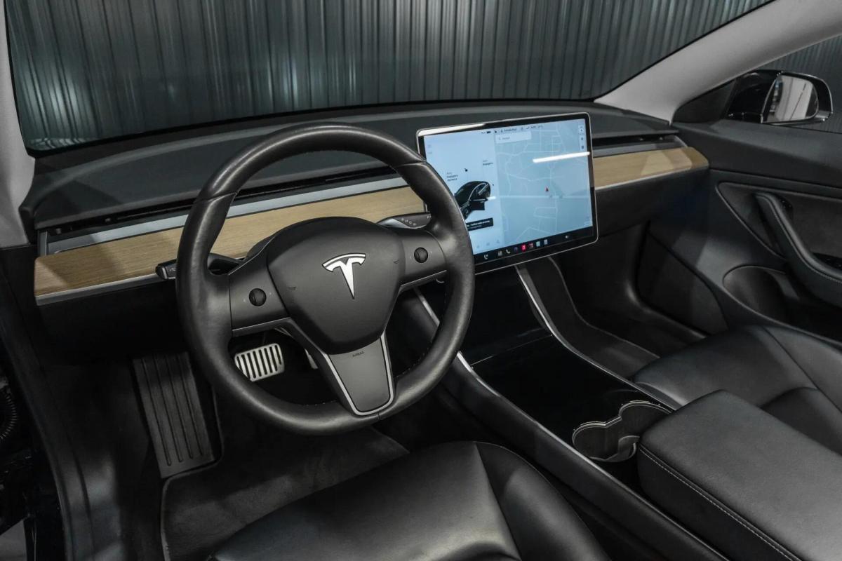 tesla-model-3-2019-eletrico-0cc
