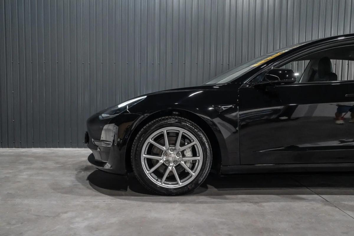 tesla-model-3-2019-eletrico-0cc