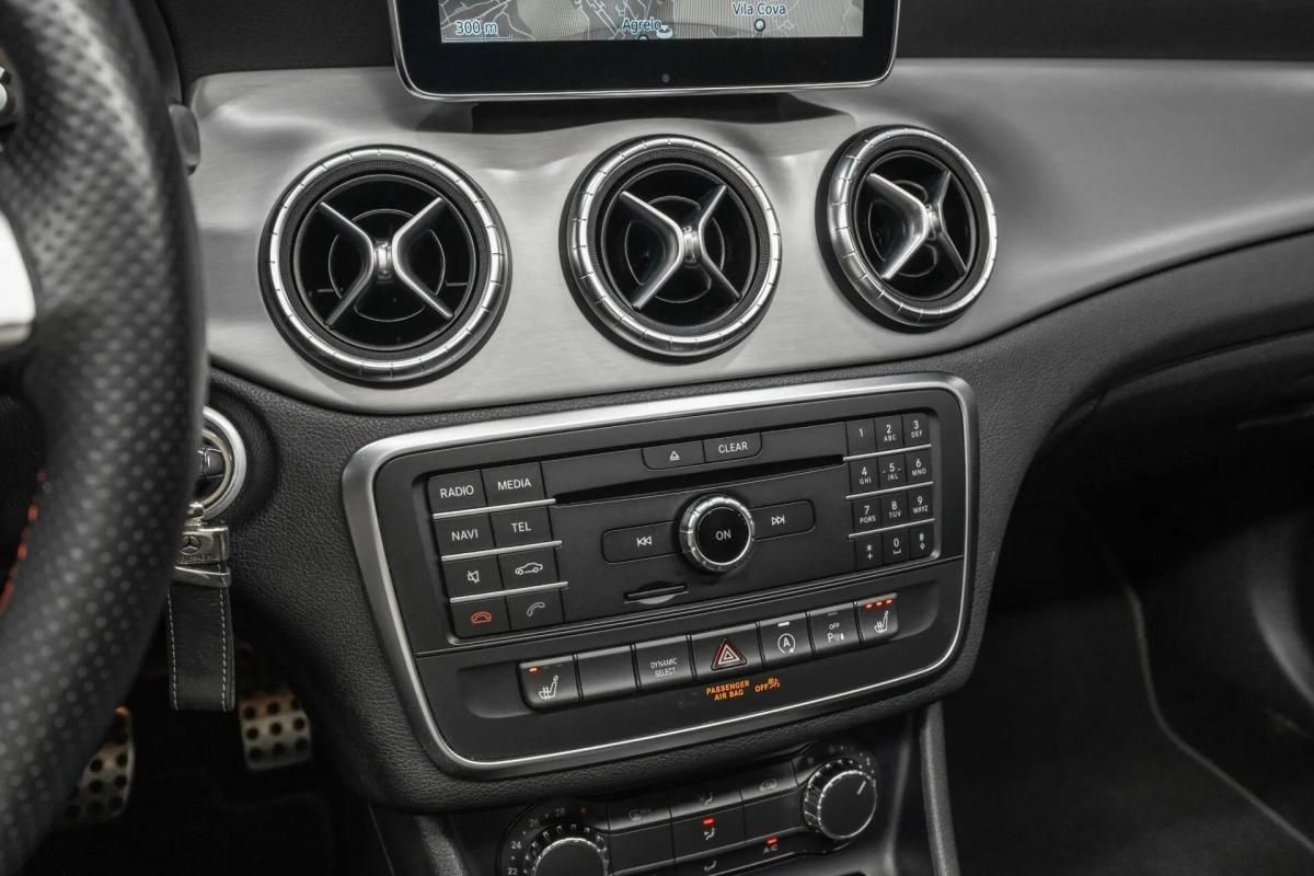 mercedes-benz-cla-220-cdi-shooting-brake-2016-diesel-2143cc