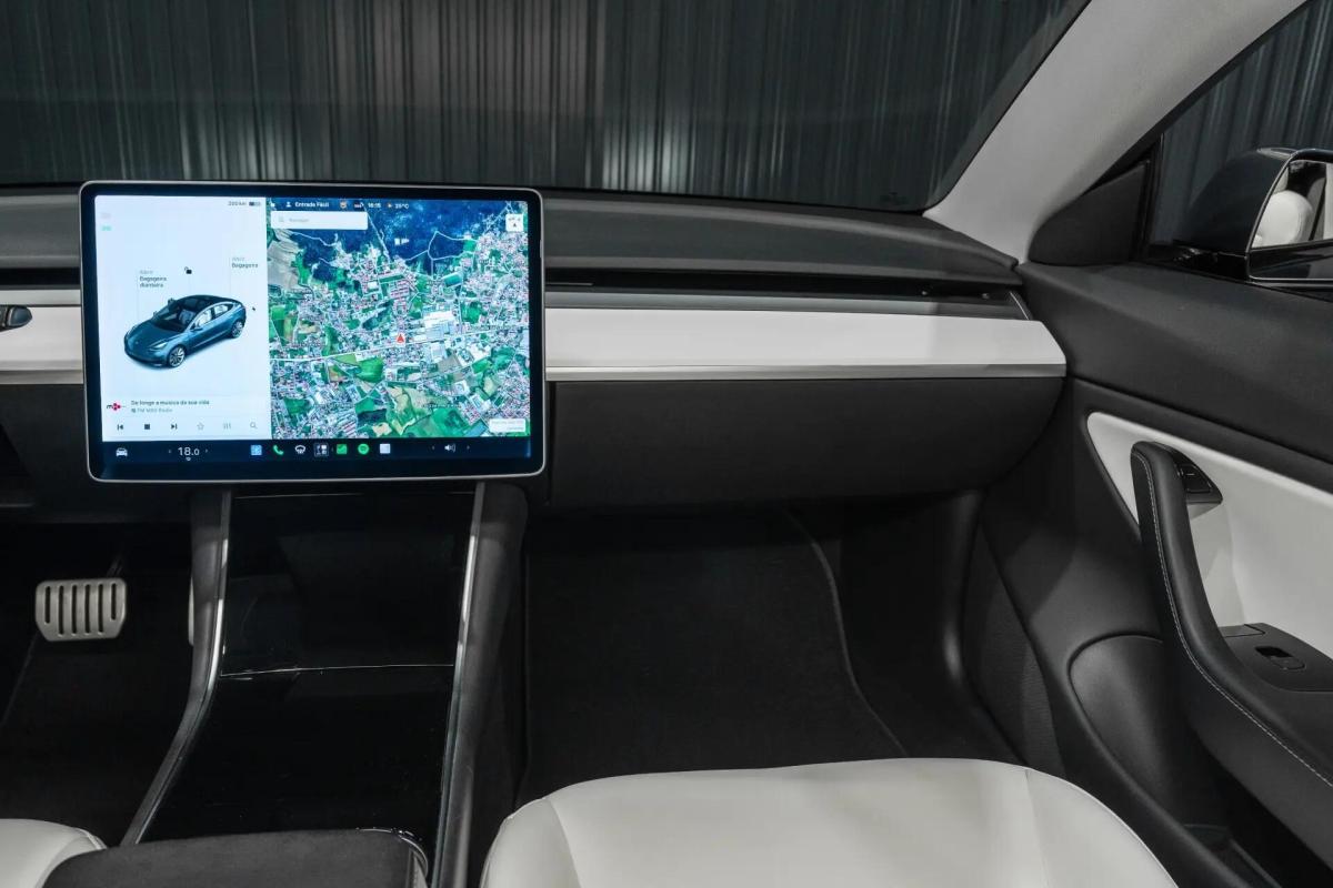 tesla-model-3-2019-eletrico-0cc
