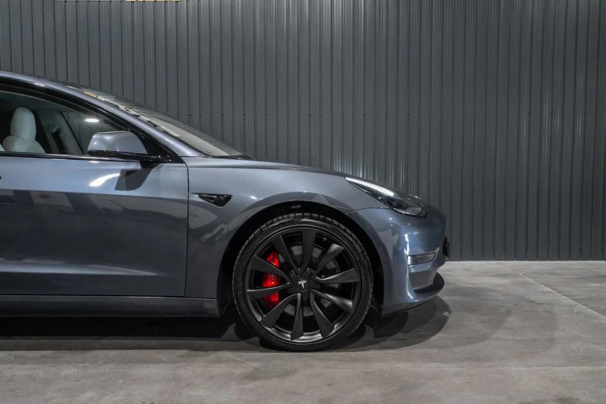 tesla-model-3-2019-eletrico-0cc