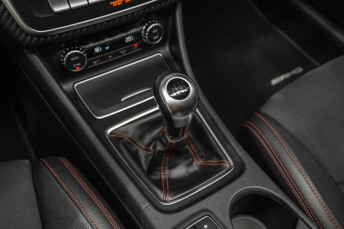 mercedes-benz-classe-a-a-180-2016-gasolina-1595cc