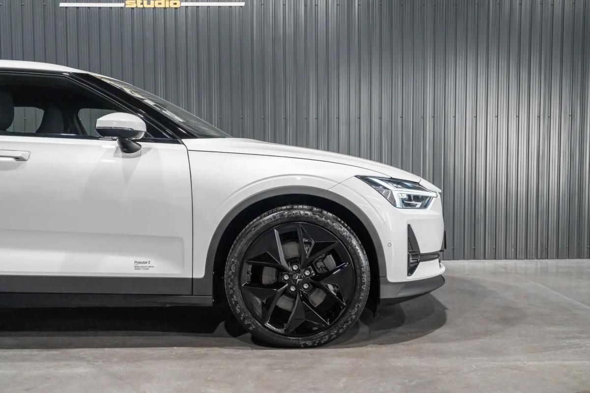 polestar-2-2022-eletrico-0cc