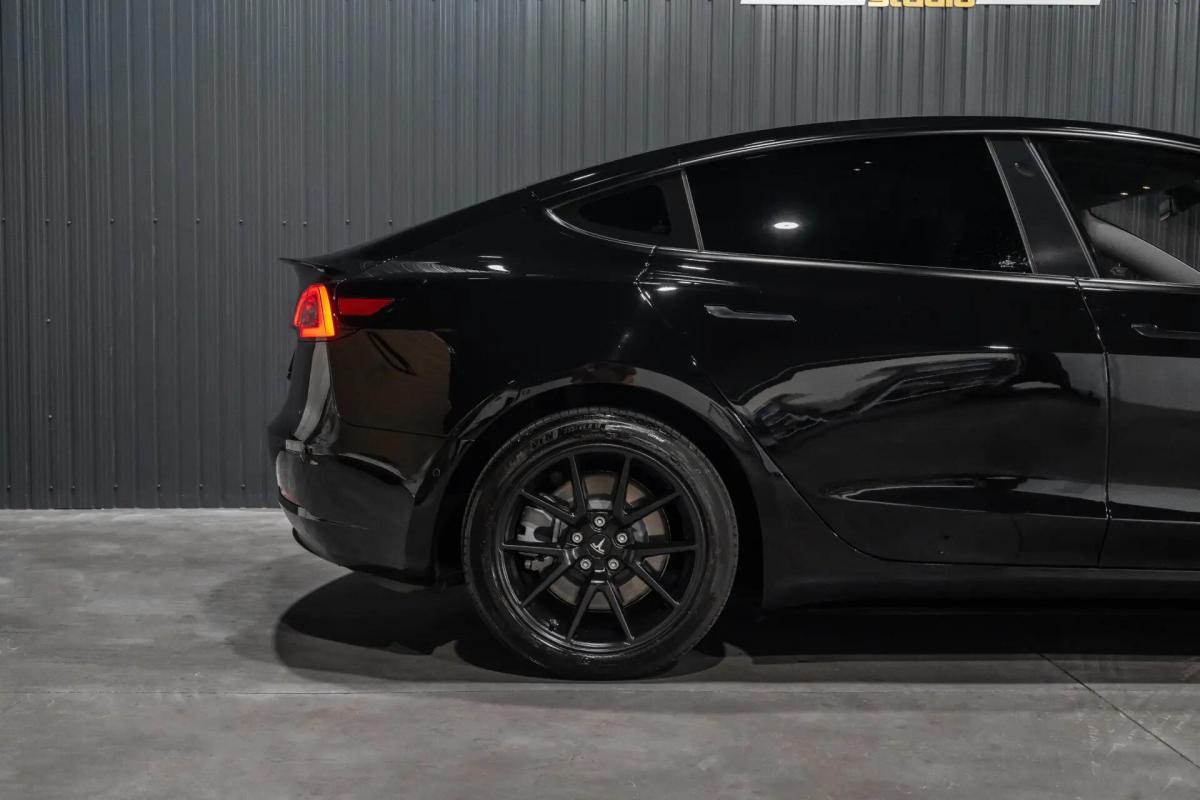 tesla-model-3-2021-eletrico-0cc
