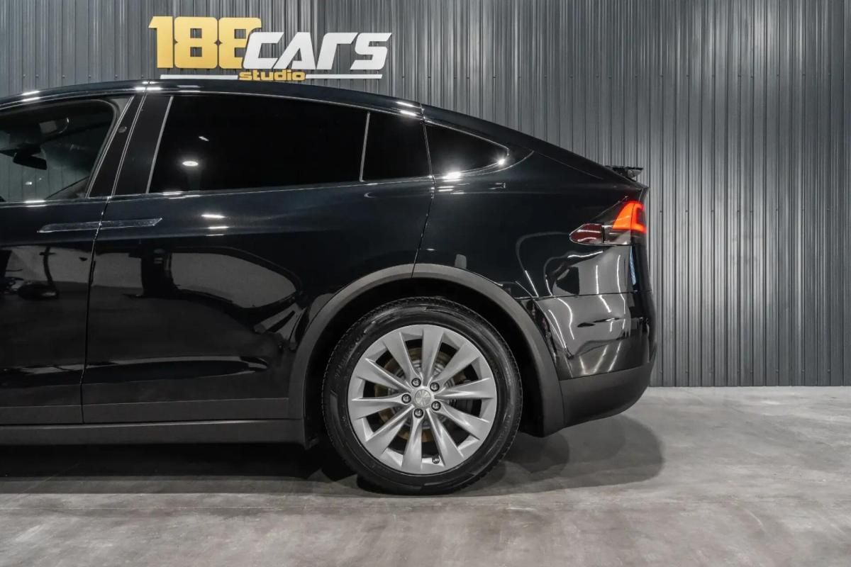 tesla-model-x-2017-eletrico-0cc