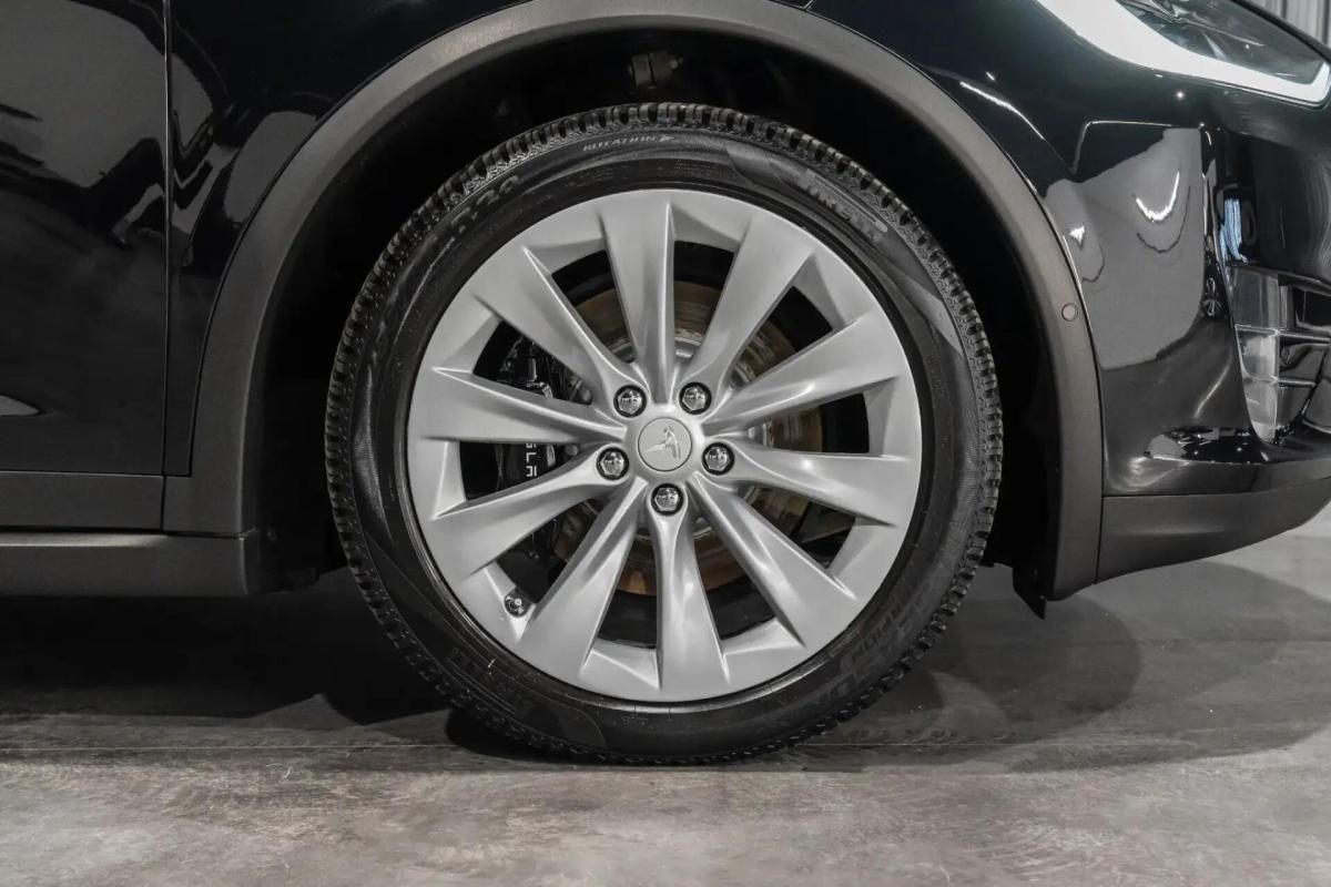 tesla-model-x-2017-eletrico-0cc