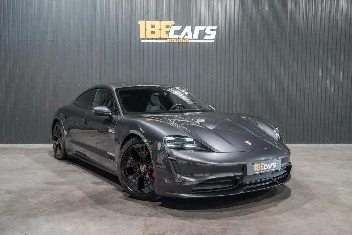 porsche-taycan-2021-eletrico-0cc