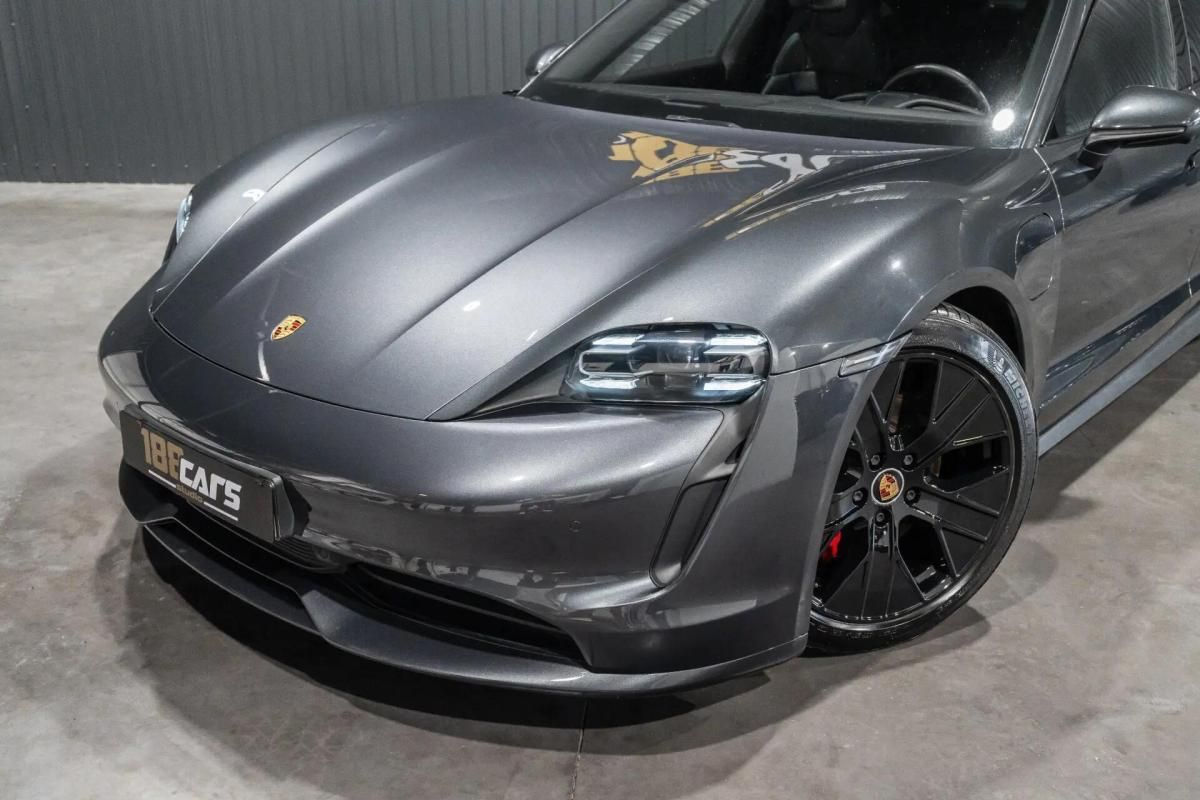 porsche-taycan-2021-eletrico-0cc