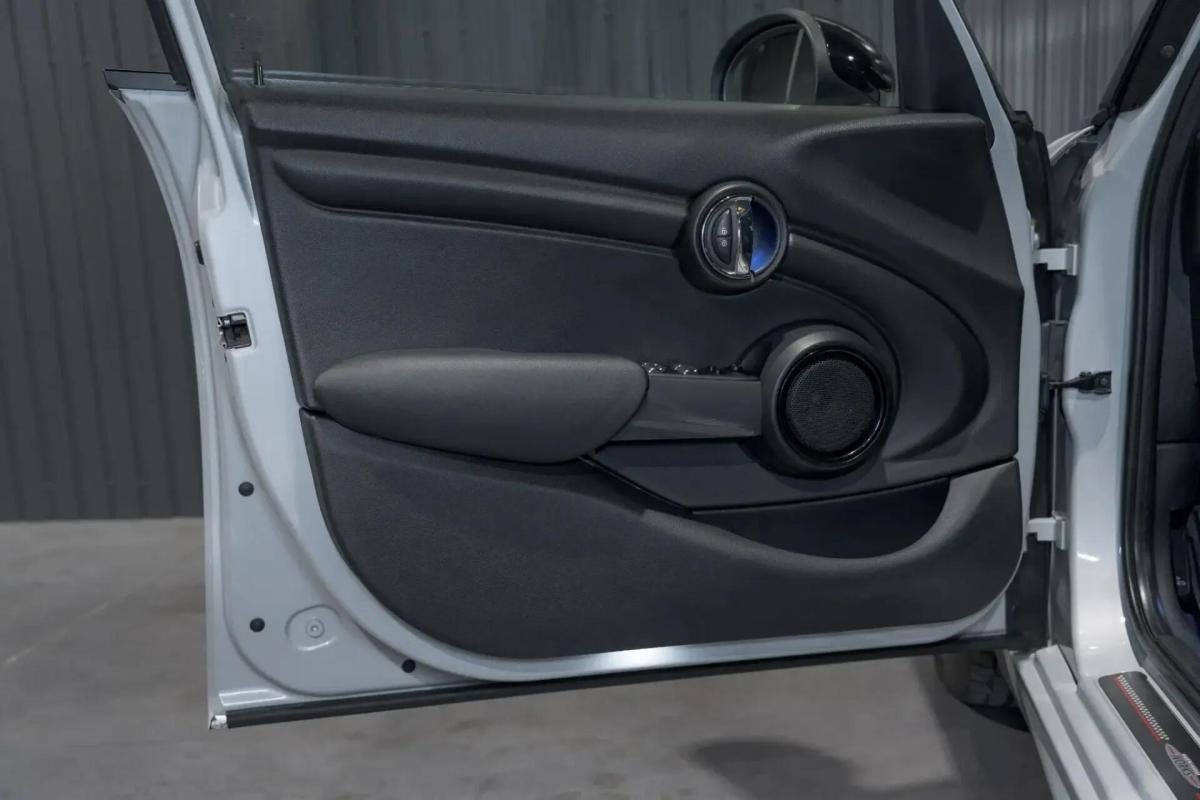 mini-cooper-d-2015-diesel-1496cc