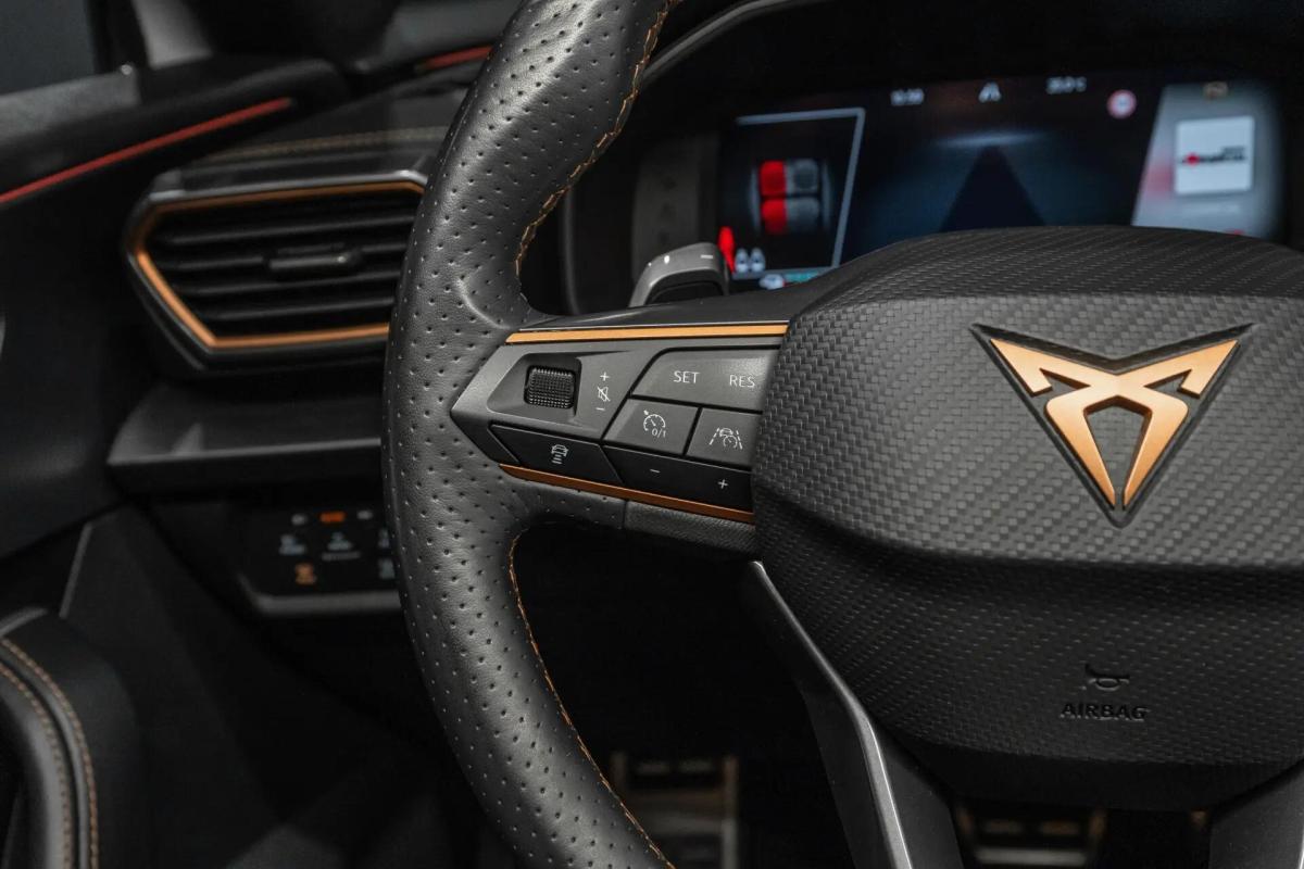 cupra-formentor-2022-hibrido-a-gasolina-1395cc