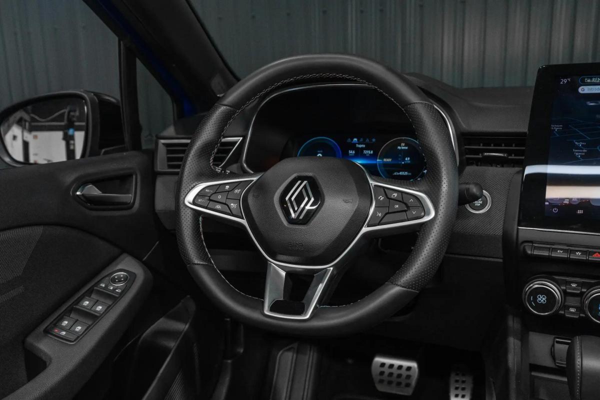 renault-clio-2024-hibrido-a-gasolina-1598cc