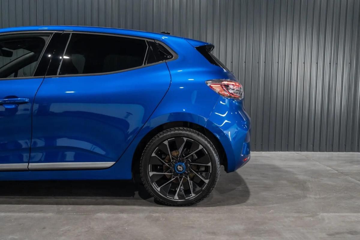 renault-clio-2024-hibrido-a-gasolina-1598cc