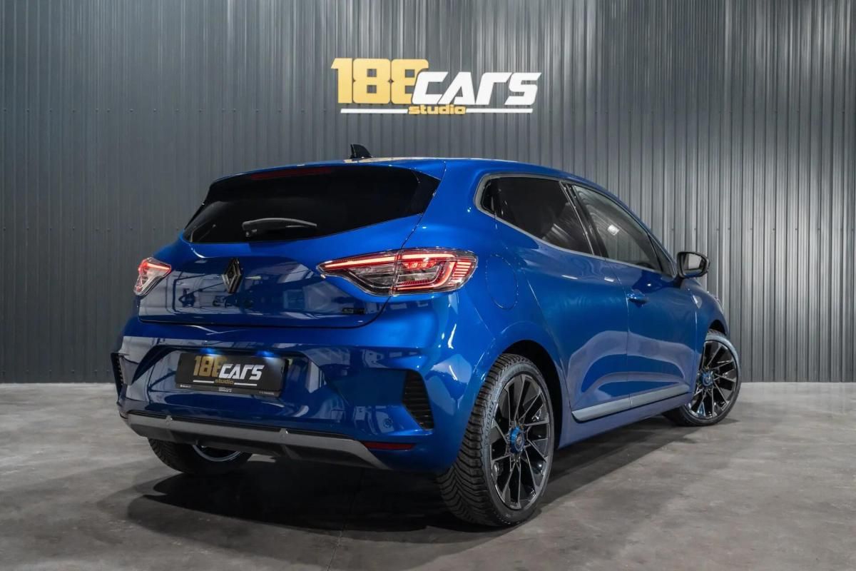 renault-clio-2024-hibrido-a-gasolina-1598cc