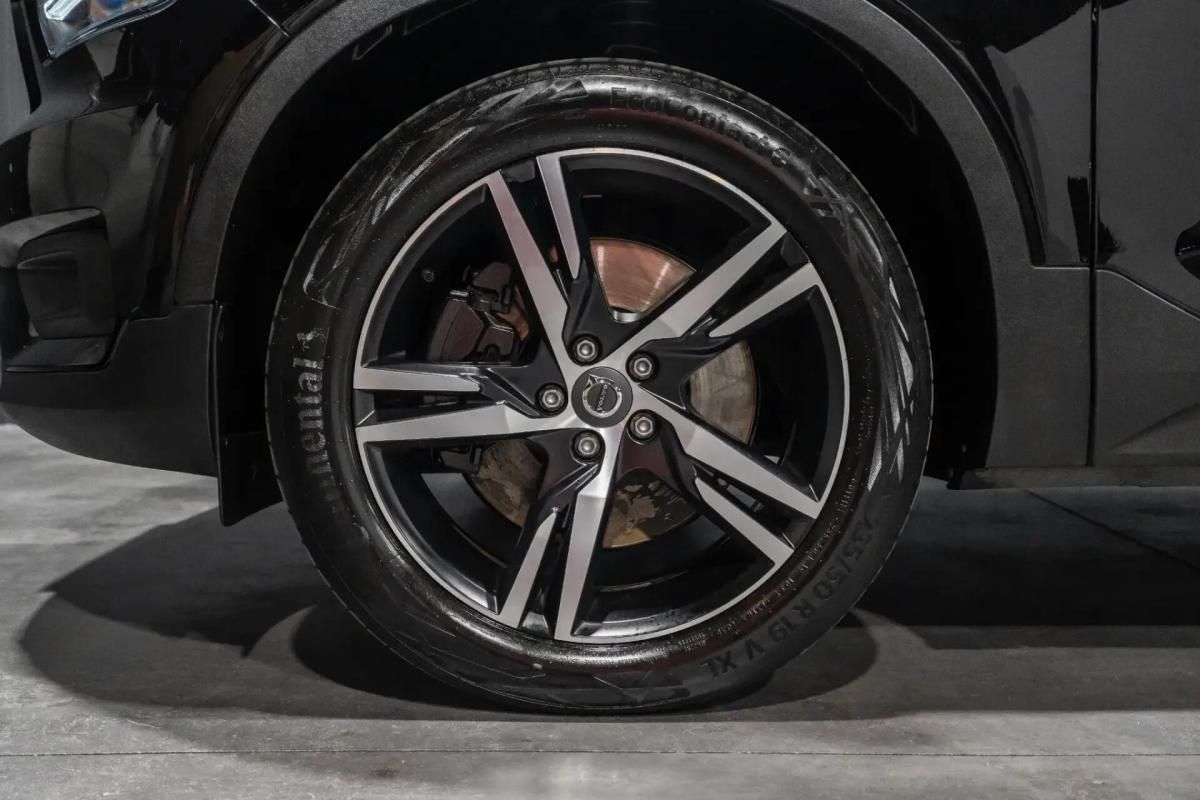 volvo-xc40-2020-hibrido-a-gasolina-1477cc