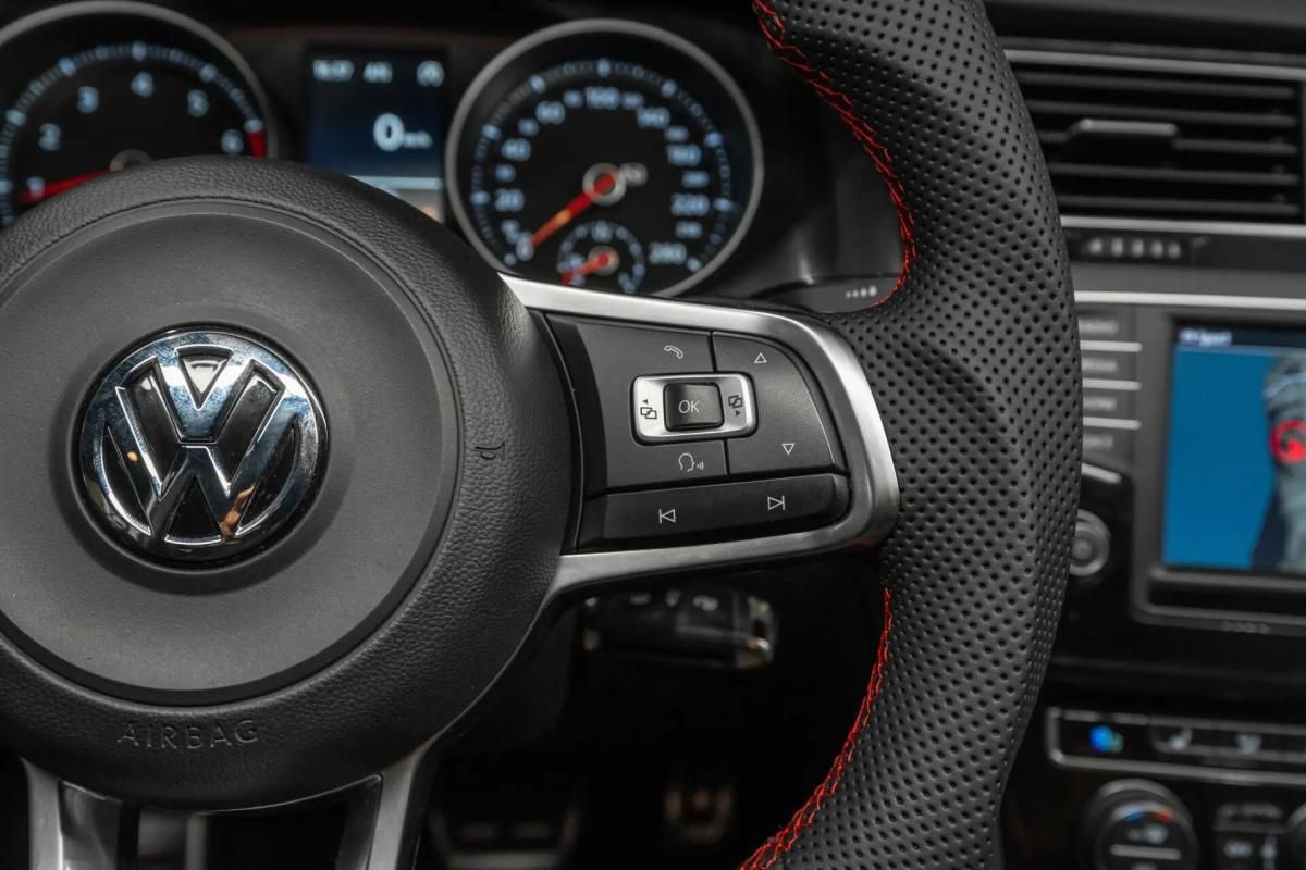 volkswagen-golf-2016-gasolina-1984cc
