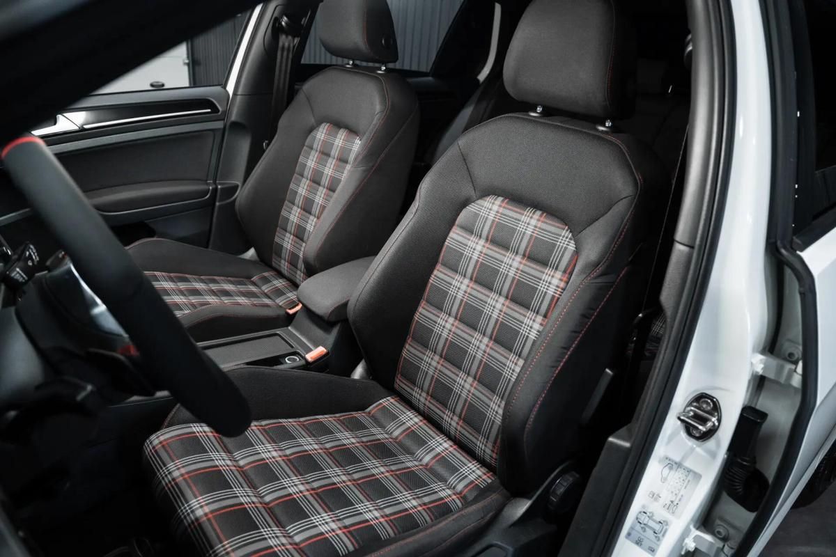 volkswagen-golf-2016-gasolina-1984cc