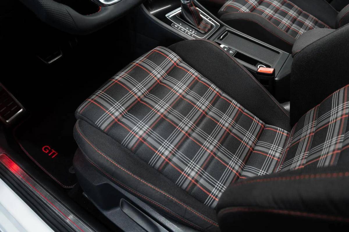 volkswagen-golf-2016-gasolina-1984cc