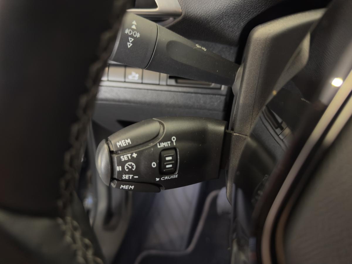 peugeot-3008-2017-diesel-1560cc