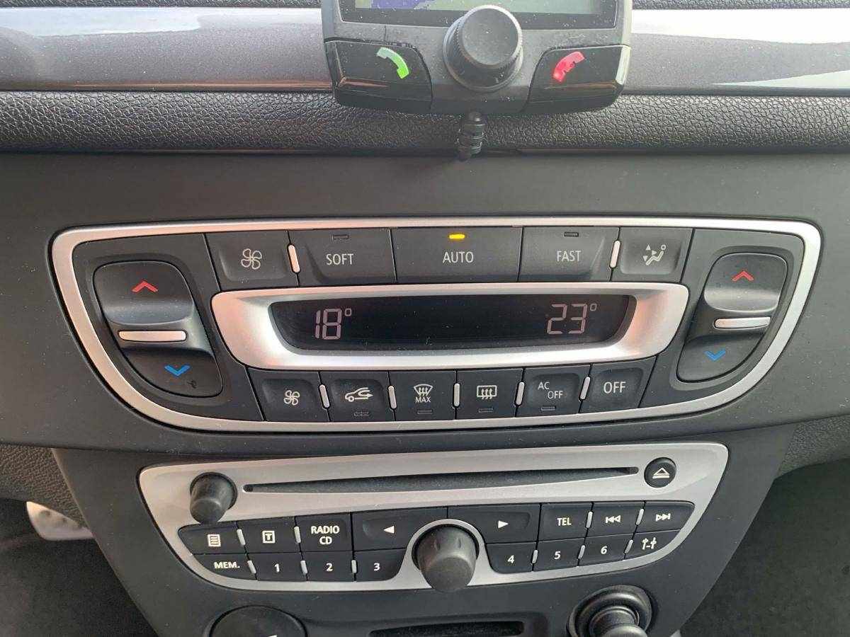 renault-megane-sport-tourer-2012-diesel-1461cc