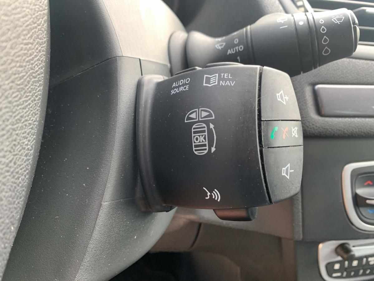 renault-megane-sport-tourer-2012-diesel-1461cc