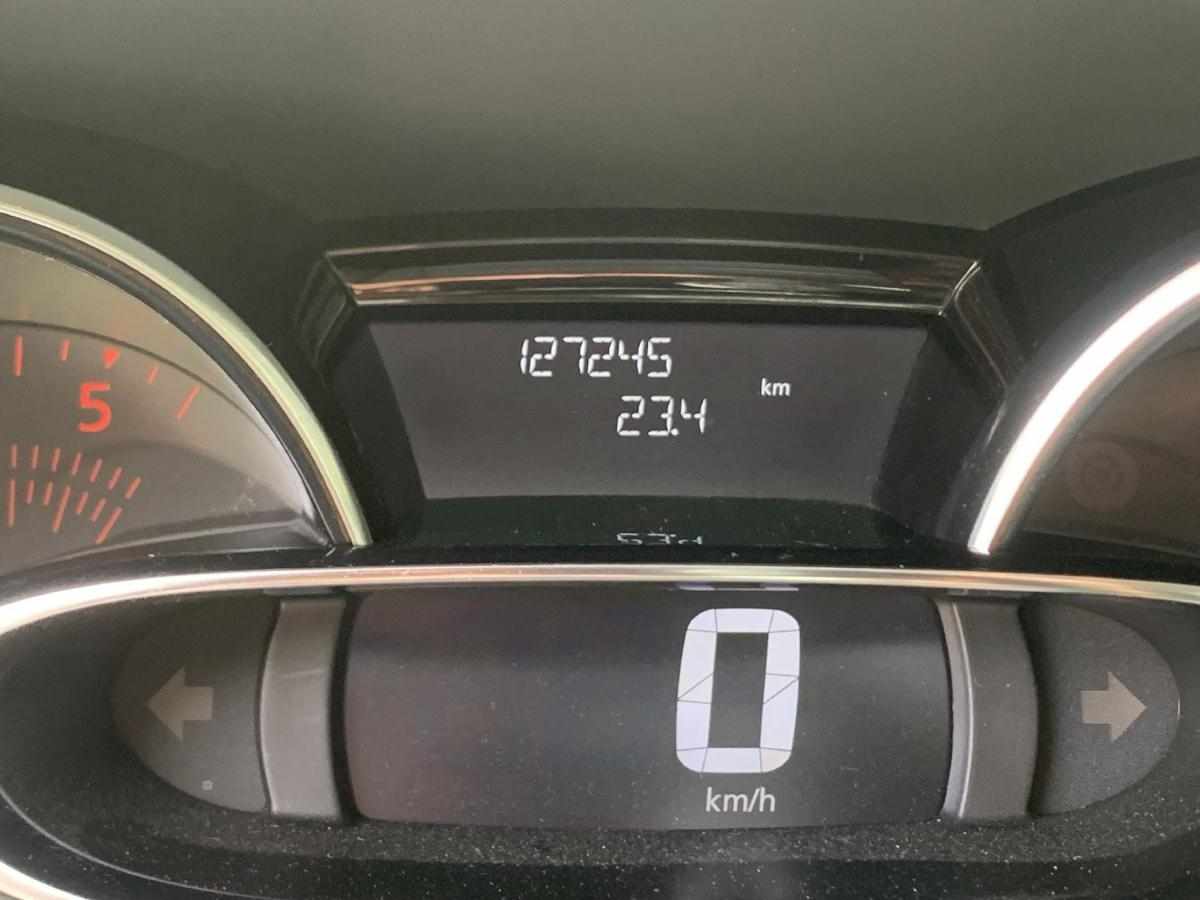 renault-clio-sport-tourer-2019-diesel-1461cc