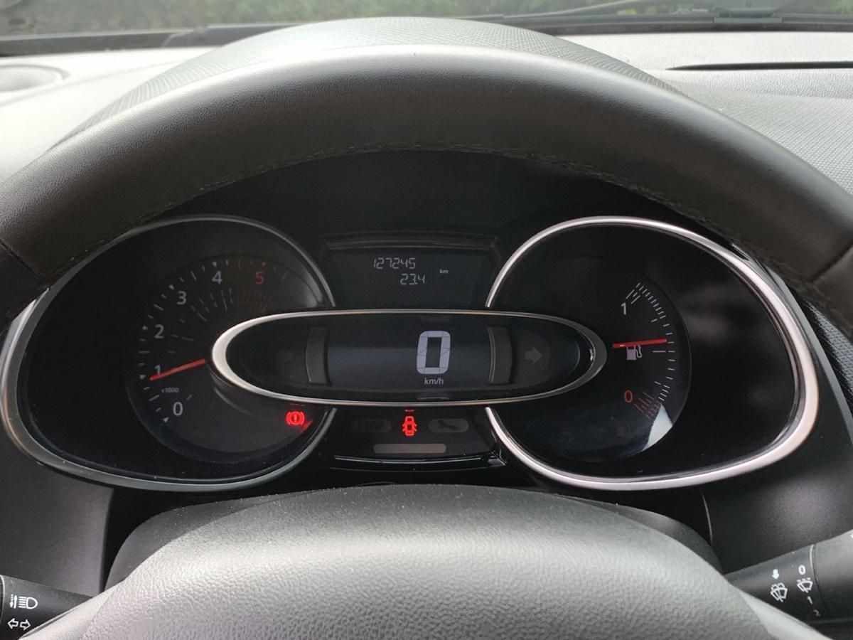 renault-clio-sport-tourer-2019-diesel-1461cc