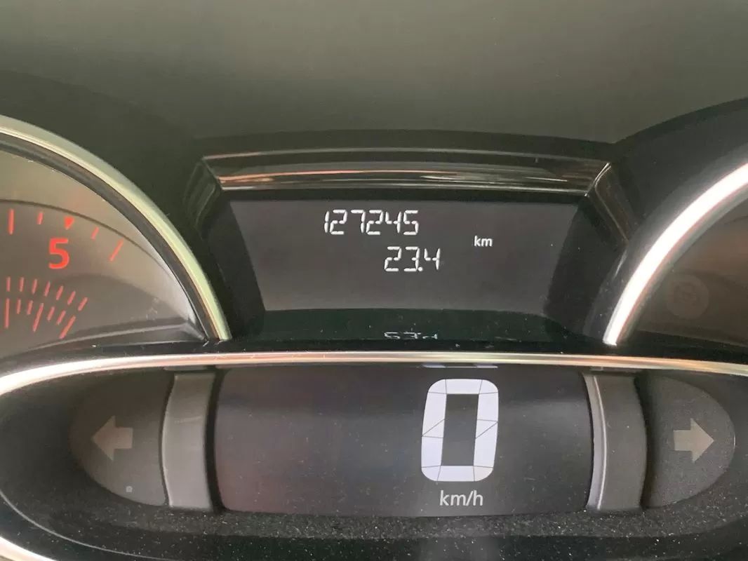 renault-clio-sport-tourer-2019-diesel-1461cc