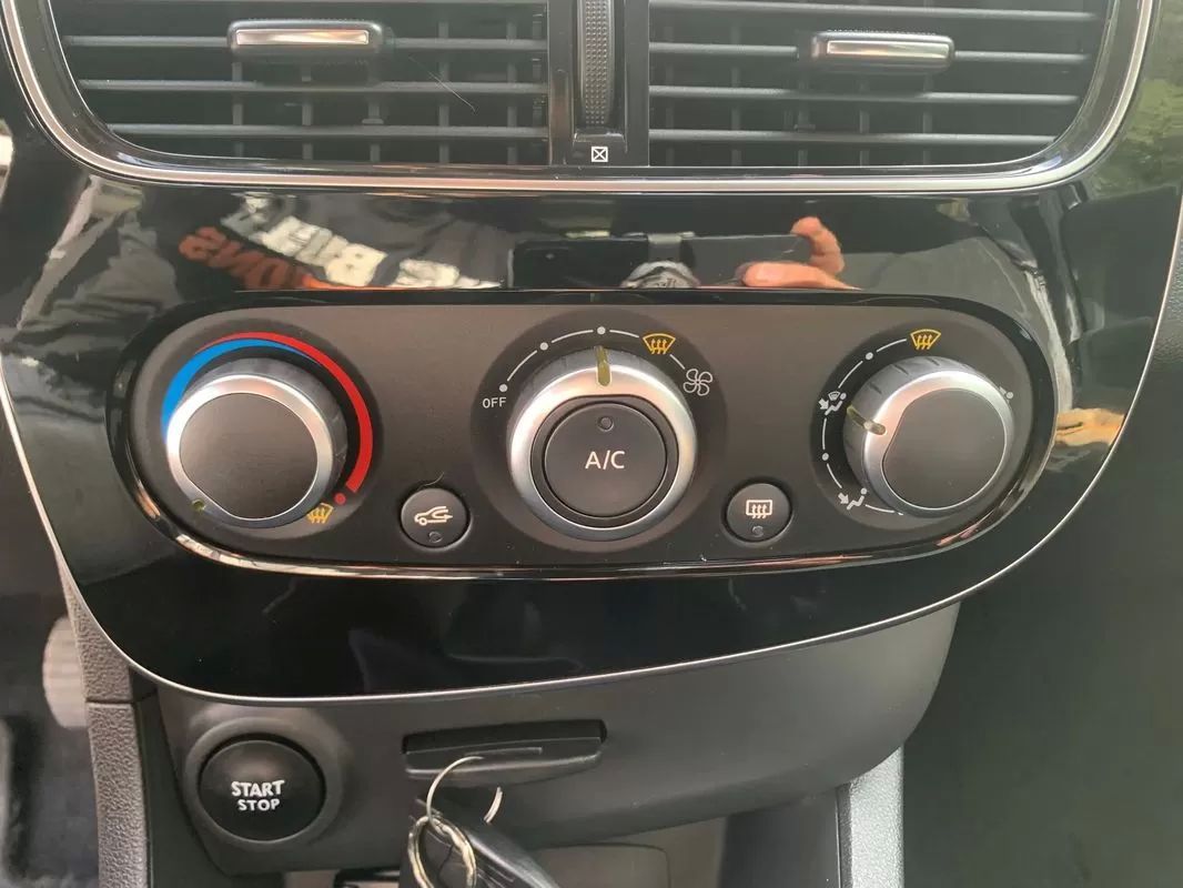 renault-clio-sport-tourer-2019-diesel-1461cc