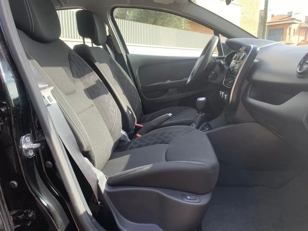 renault-clio-sport-tourer-2019-diesel-1461cc