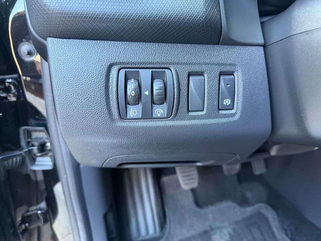 renault-clio-sport-tourer-2019-diesel-1461cc