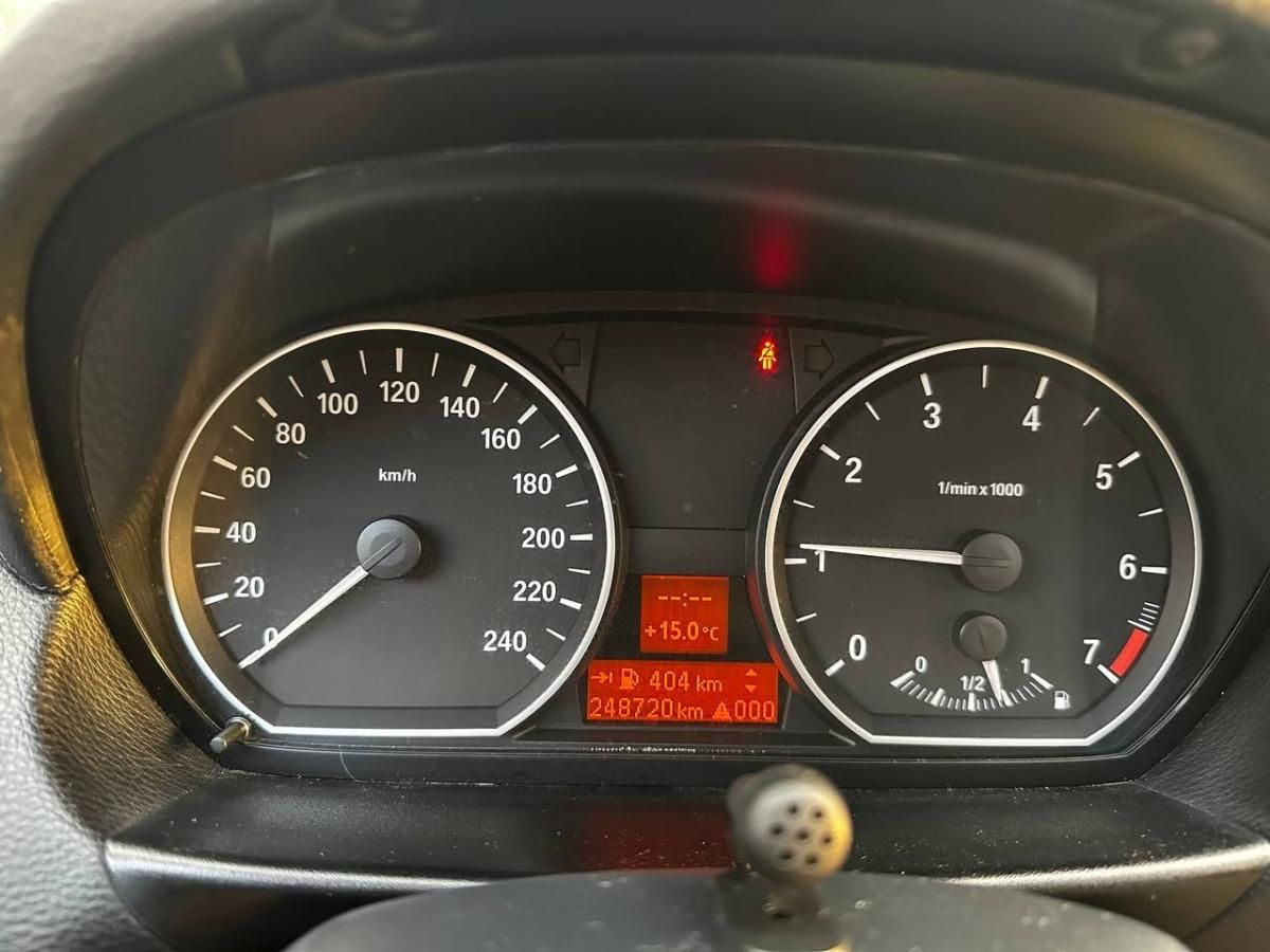 bmw-serie-1-2008-gasolina-1995cc