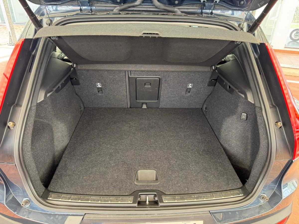 volvo-xc40-2020-hibrido-a-gasolina-1477cc