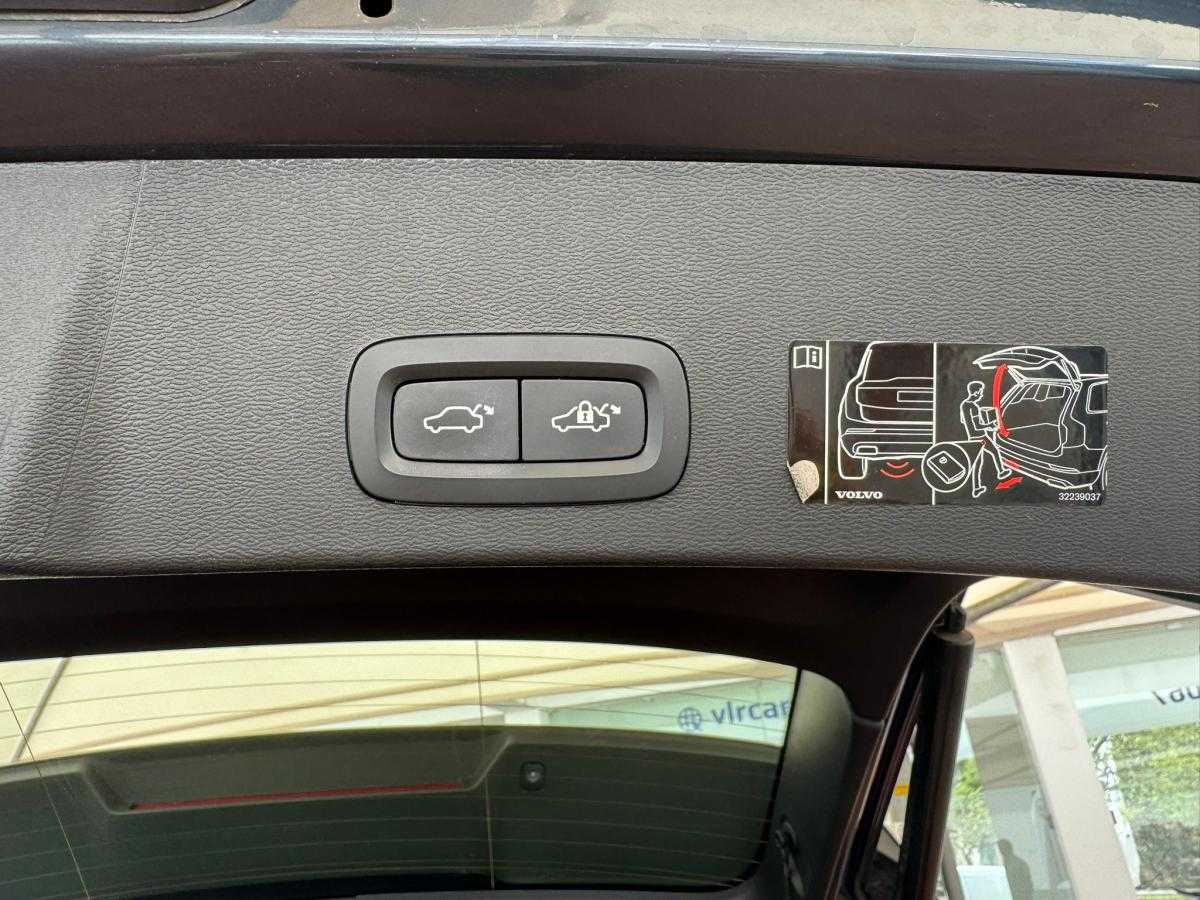 volvo-xc40-2020-hibrido-a-gasolina-1477cc