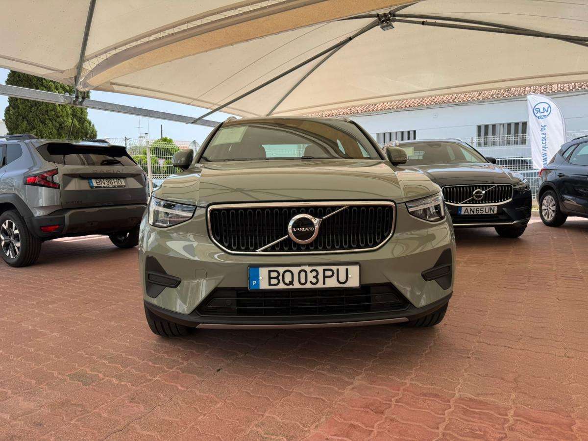 volvo-xc40-2025-hibrido-a-gasolina-1969cc