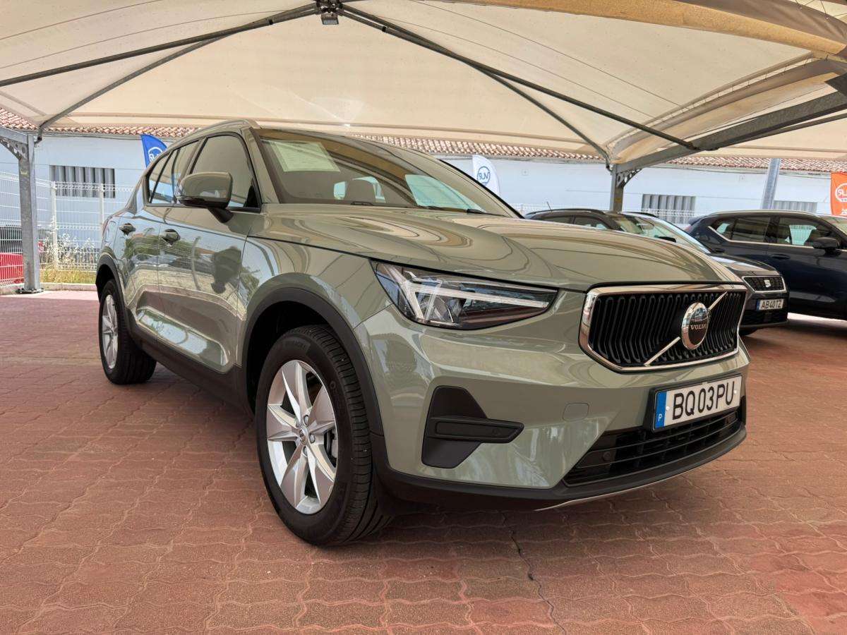 volvo-xc40-2025-hibrido-a-gasolina-1969cc