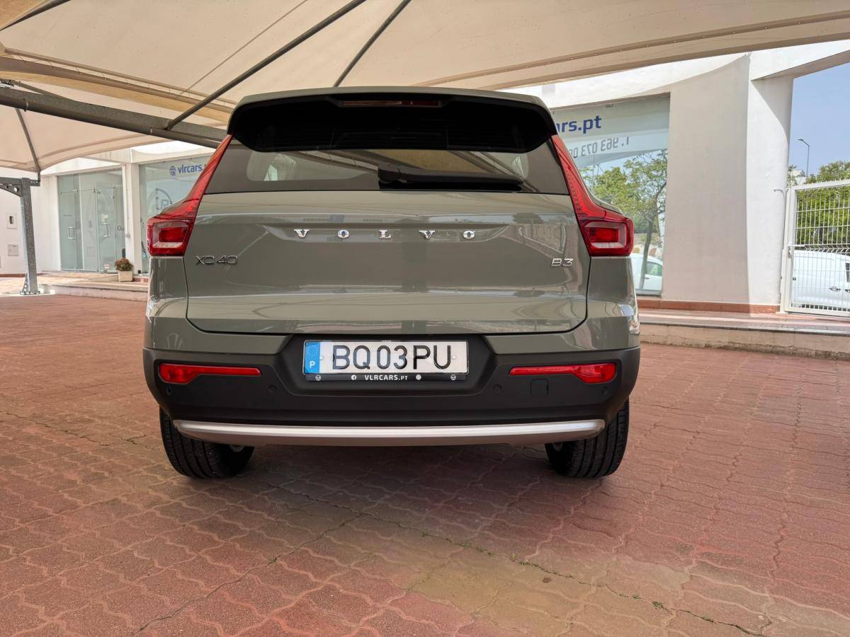 volvo-xc40-2025-hibrido-a-gasolina-1969cc