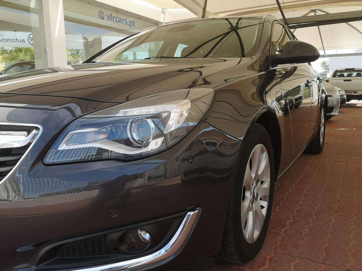 opel-insignia-sports-tourer-2015-diesel-1598cc