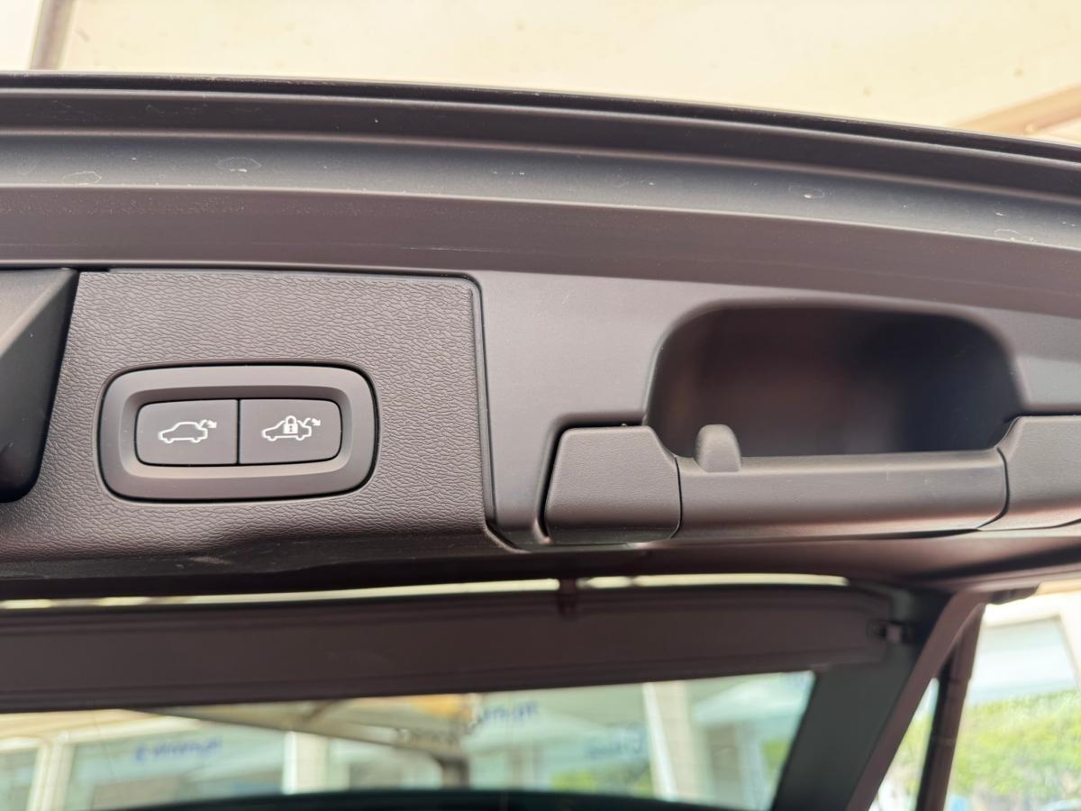 volvo-xc60-2022-hibrido-a-gasolina-1969cc