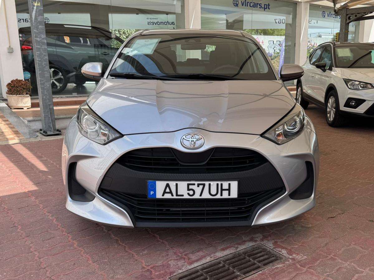 toyota-yaris-2021-gasolina-998cc