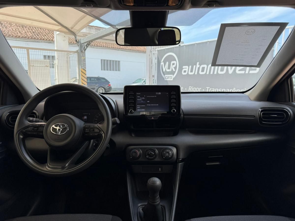 toyota-yaris-2021-gasolina-998cc