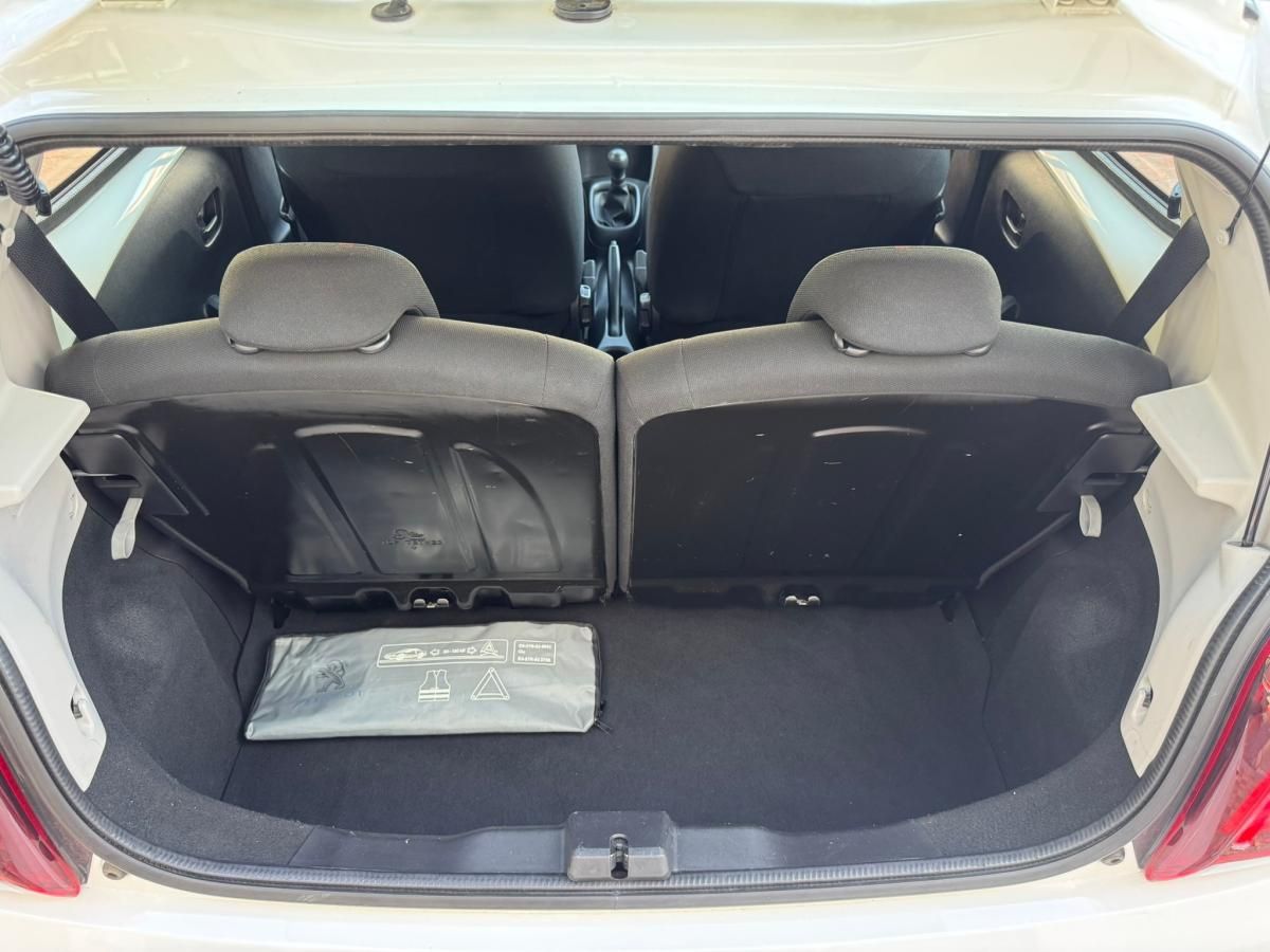 peugeot-108-2014-gasolina-998cc