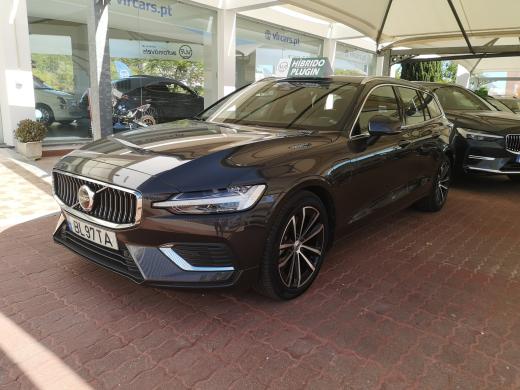 volvo-v60-2024-hibrido-a-gasolina-1969cc