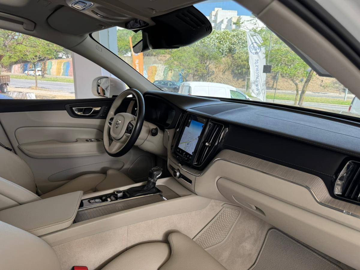 volvo-xc60-2019-gasolina-1969cc