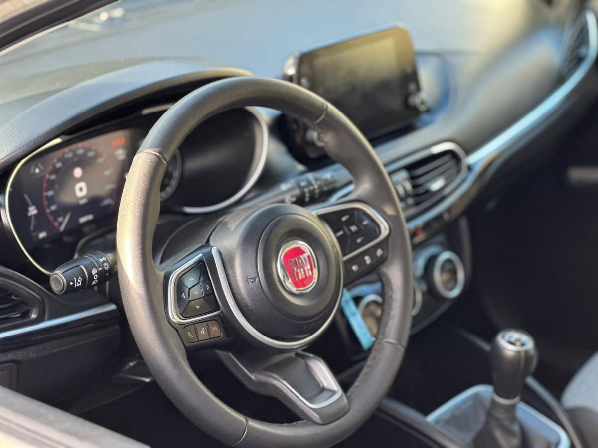 fiat-tipo-station-wagon-2023-gasolina-999cc