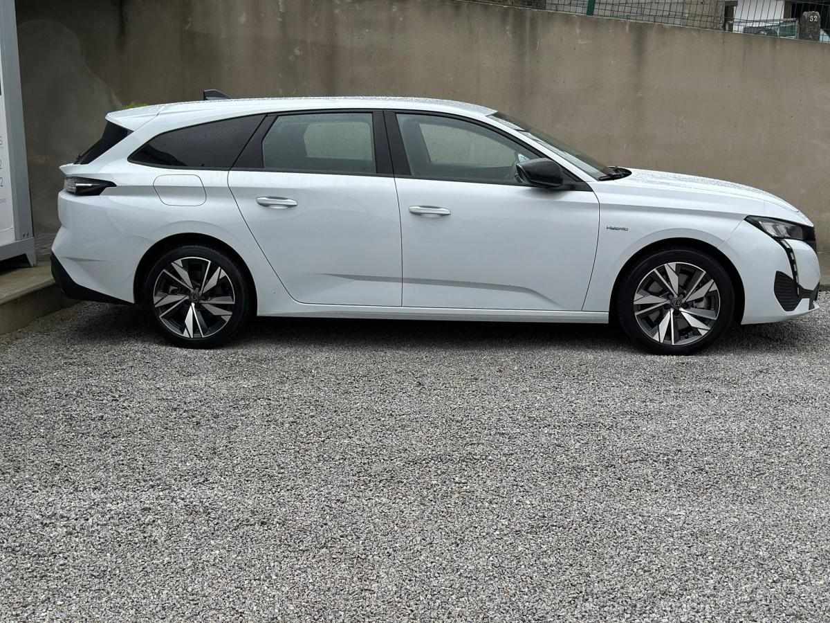 peugeot-308-sw-2024-hibrido-a-gasolina-1598cc