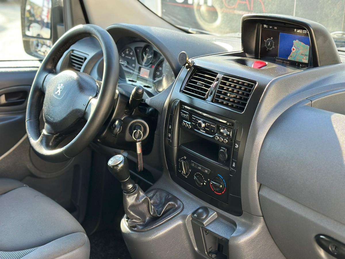 peugeot-expert-2015-diesel-1560cc